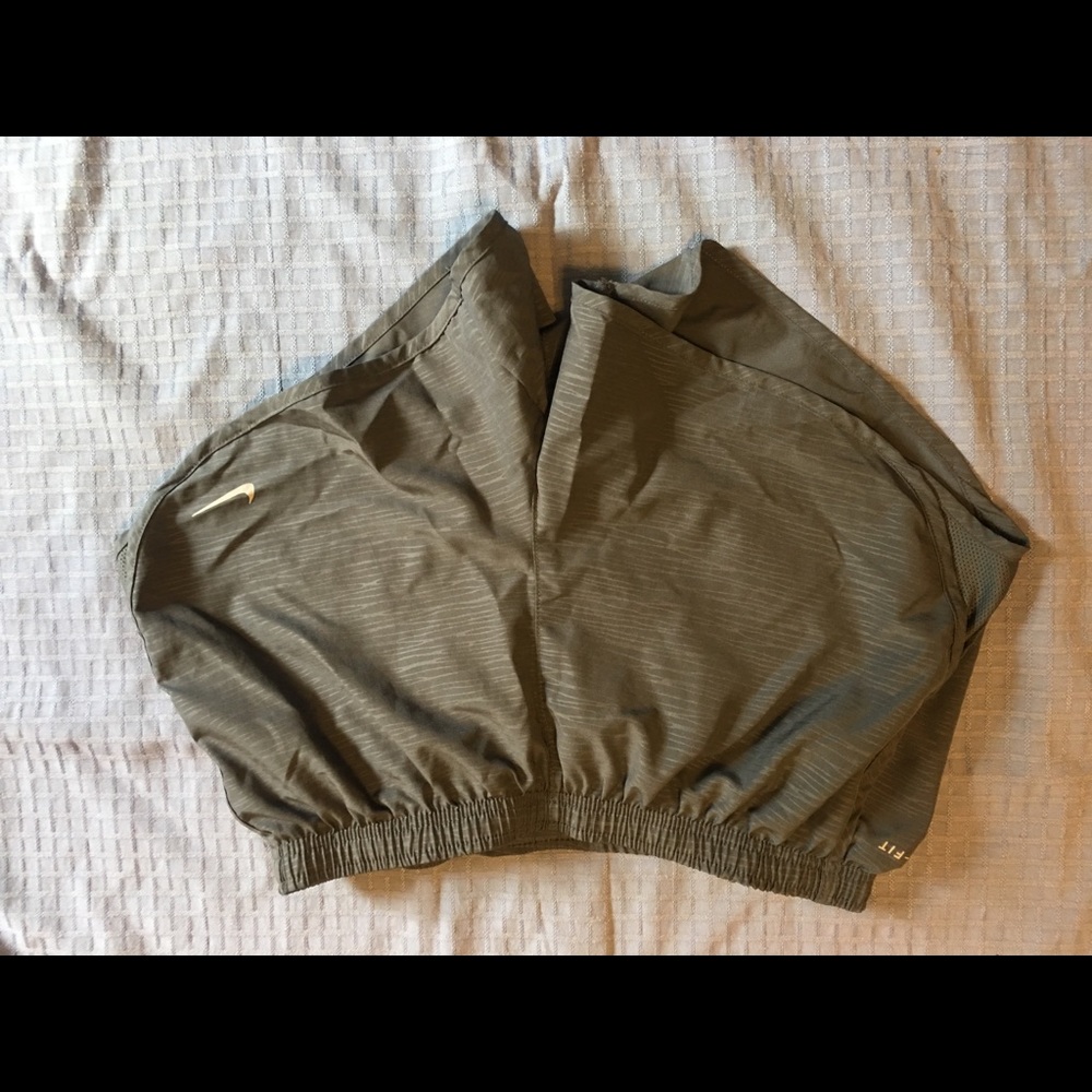 Nike women’s running shorts
